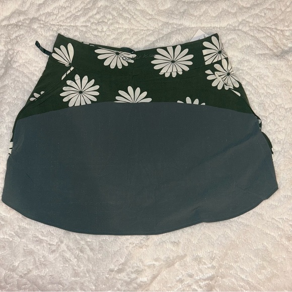 Outdoor Voices | Exercise skirt - Picture 5 of 9